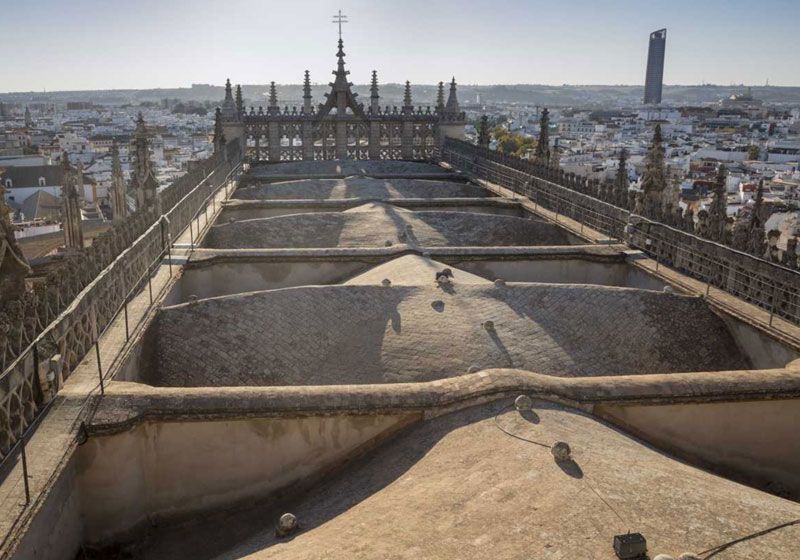 Visita a la cubierta y al interior de la Catedral de Sevilla