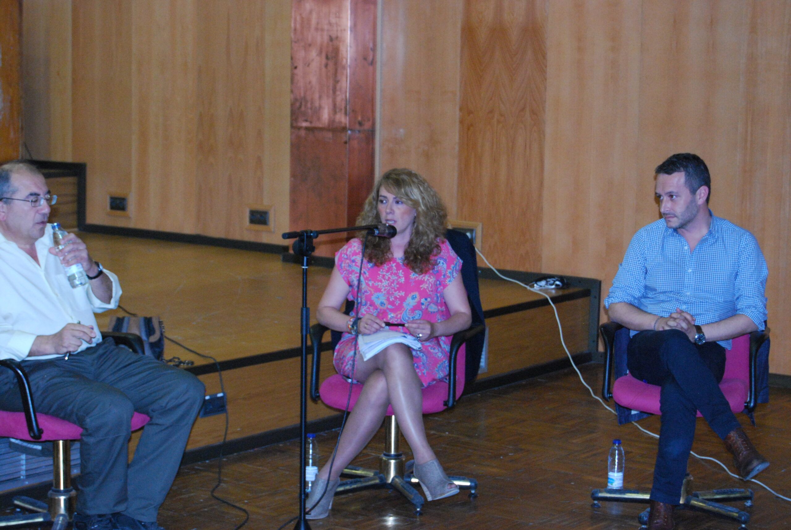 Debate con los partidos políticos de las elecciones municipales de Camas. 14 mayo 2011