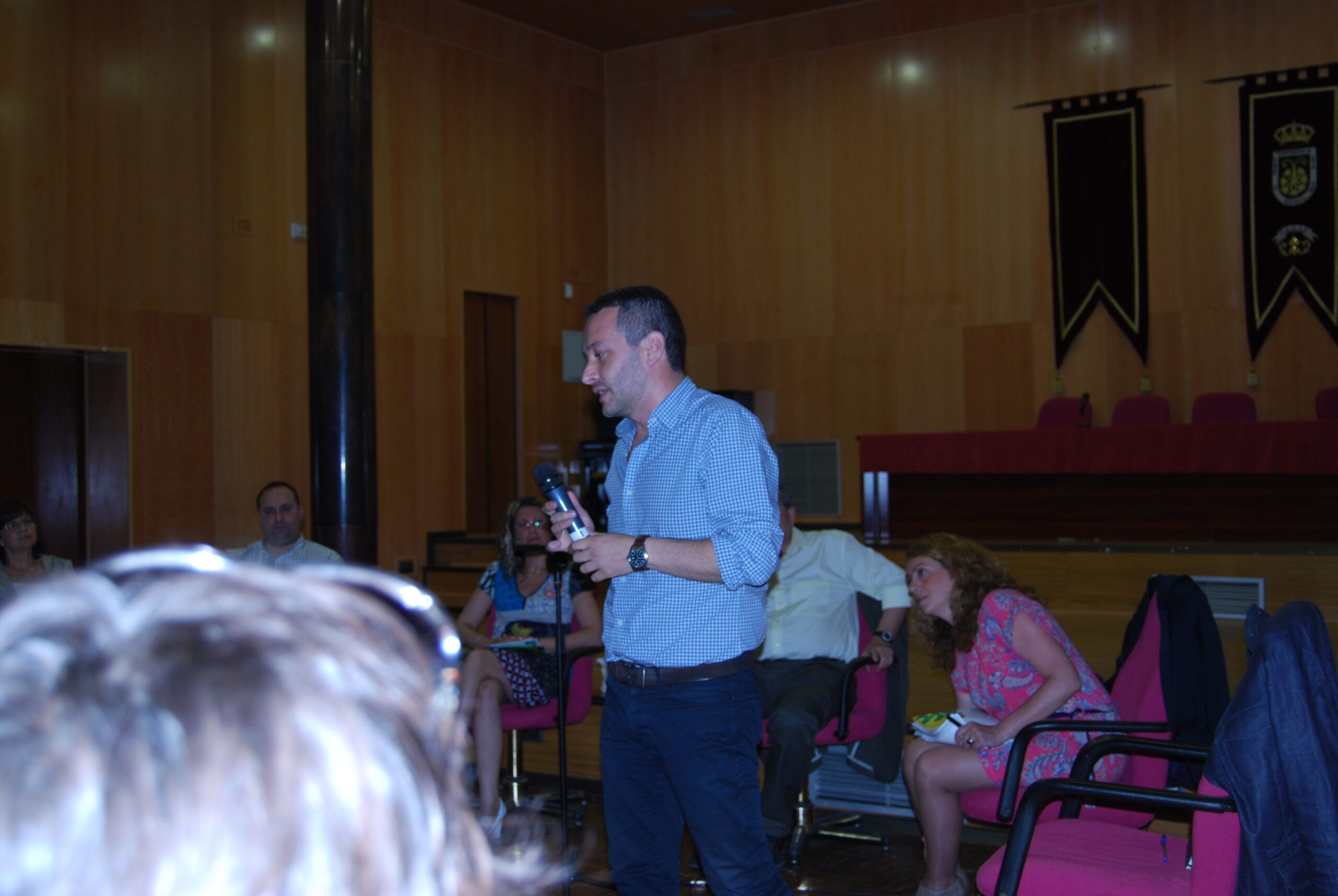 Debate con los partidos políticos de las elecciones municipales de Camas. 14 mayo 2011