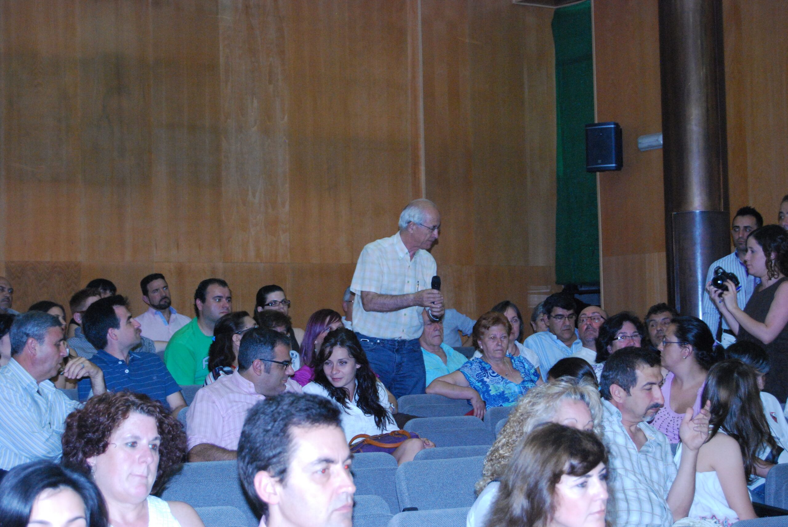 Debate con los partidos políticos de las elecciones municipales de Camas. 14 mayo 2011